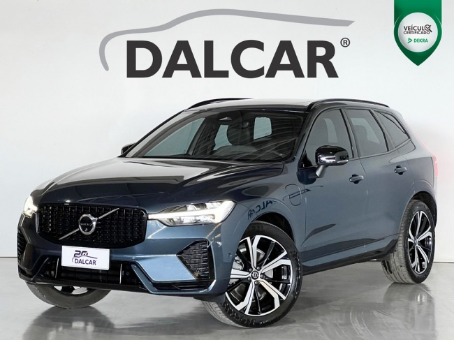 VOLVO XC60 T8 RECHARGE  ULTIMATE DARK
